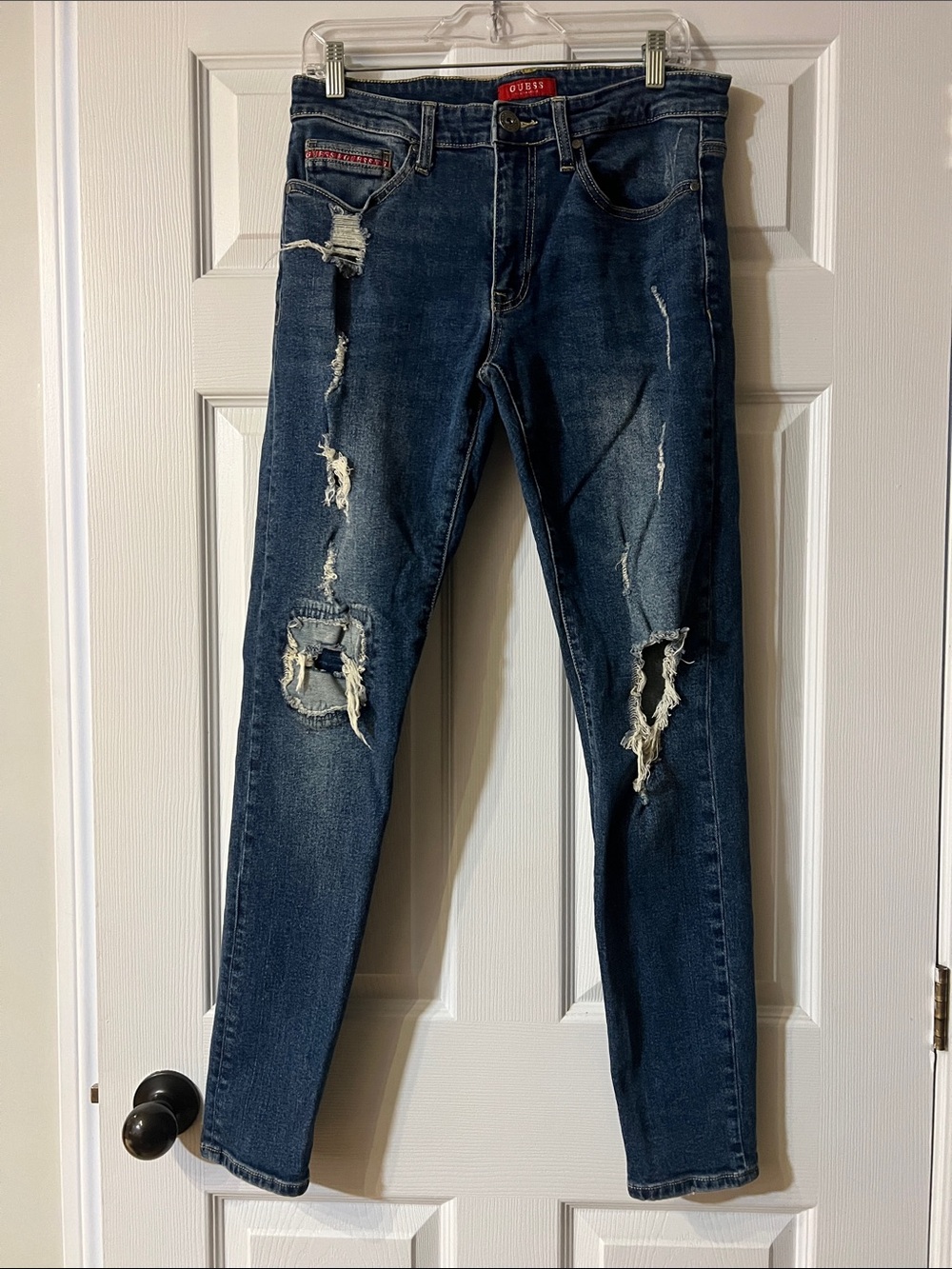 GUESS Women's Distressed Dark Blue Skinny Jeans
